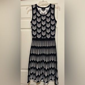 Io❤️posh Aline sleeveless knit dress